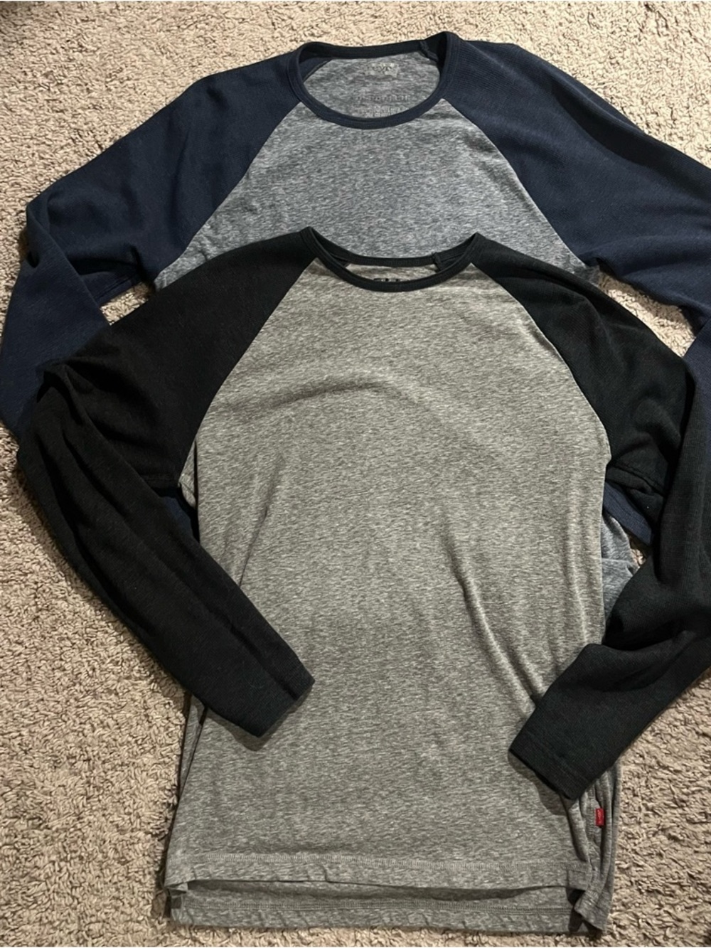 Levi’s Thermal long sleeve shirts